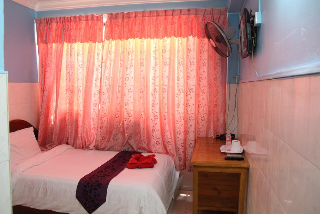 Capitol 3 Guesthouse Phnom Penh Dış mekan fotoğraf