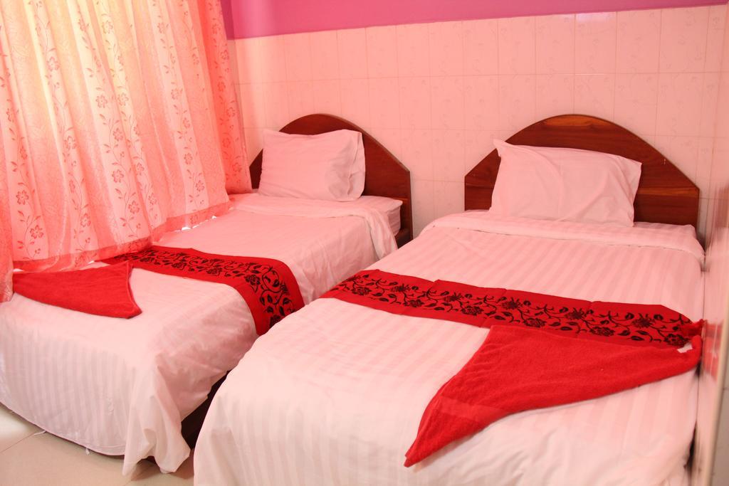 Capitol 3 Guesthouse Phnom Penh Dış mekan fotoğraf
