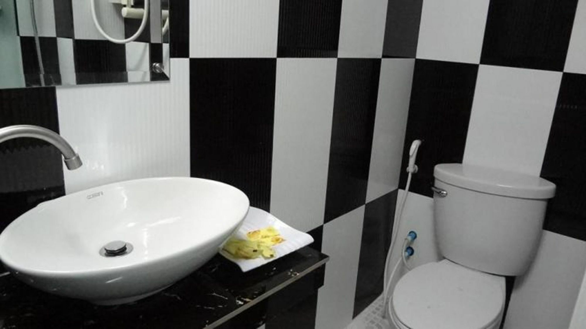 Capitol 3 Guesthouse Phnom Penh Dış mekan fotoğraf